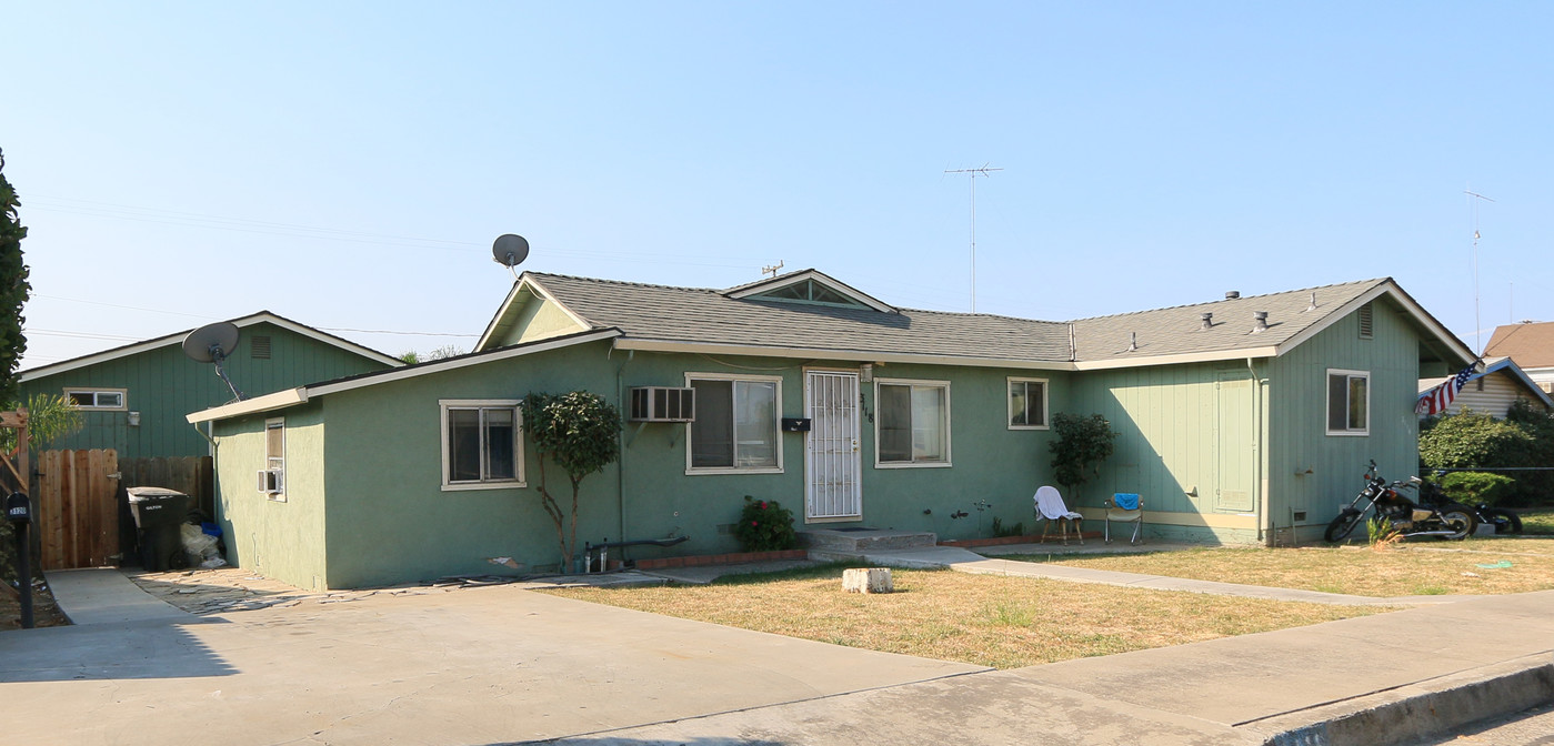 3118 Topeka St in Riverbank, CA - Building Photo