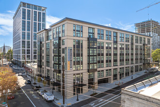 Tiller Terrace in Portland, OR - Building Photo - Building Photo