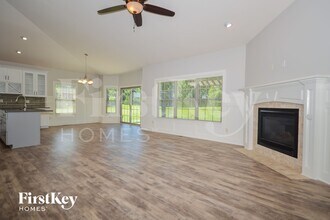 4405 Nottinghill Dr in Avon, IN - Building Photo - Building Photo