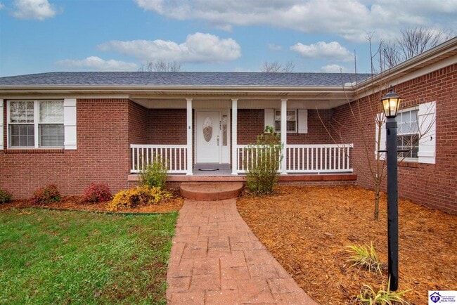 243 Emmaus Cir in Elizabethtown, KY - Building Photo - Building Photo