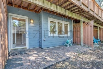 7909 SW 31st Ave in Portland, OR - Building Photo - Building Photo