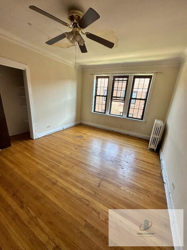 2505 W Winnemac Ave in Chicago, IL - Building Photo - Building Photo