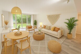 649 E Sheridan St in Dania Beach, FL - Building Photo