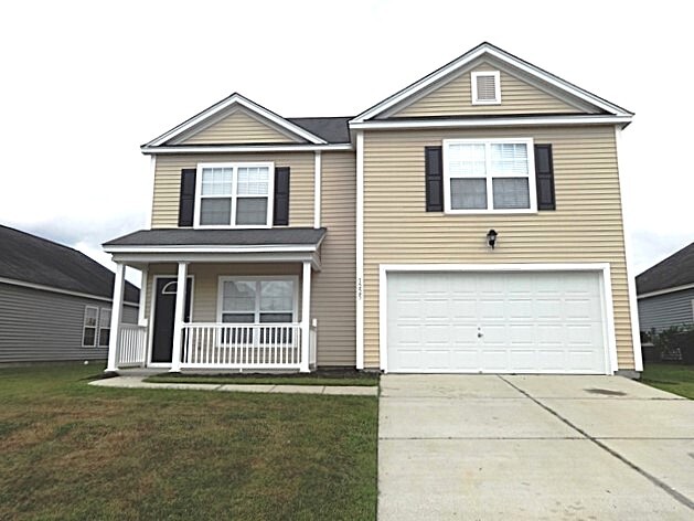 1225 Briar Rose Ln