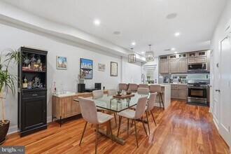 331 W St NE in Washington, DC - Building Photo - Building Photo