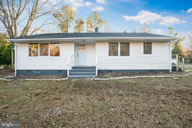property at 49415 Holland Manor Dr