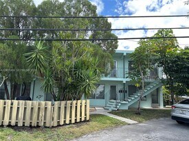 2301 NE 2nd St in Pompano Beach, FL - Building Photo