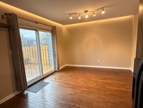 3496 Burbank Dr in Ann Arbor, MI - Building Photo - Building Photo