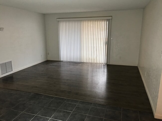 824 S Langley Ave, Unit 101 in Tucson, AZ - Foto de edificio - Building Photo