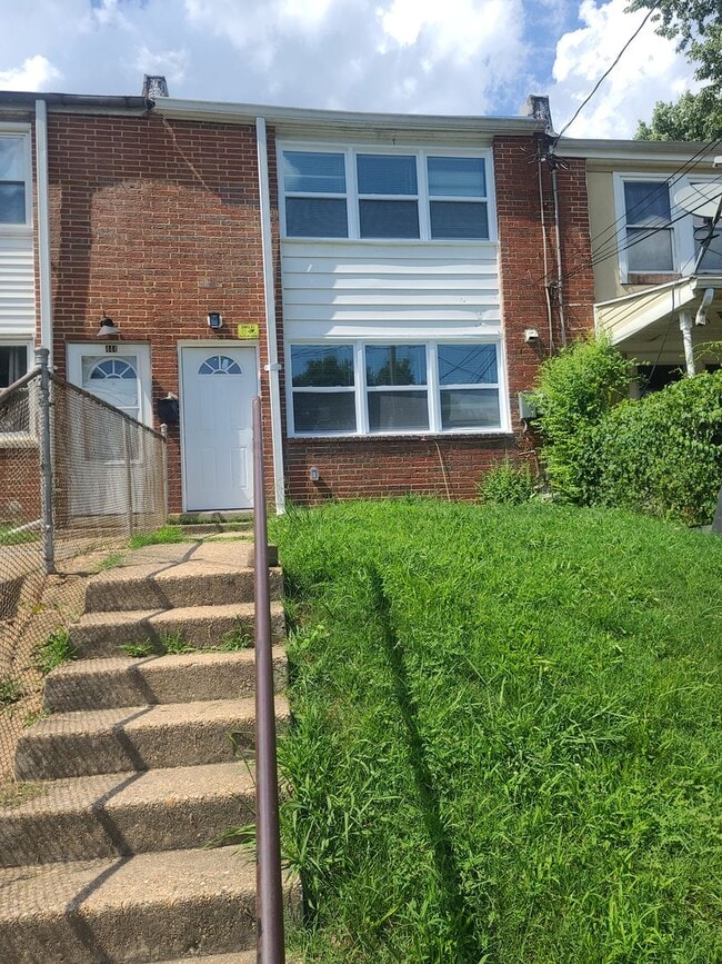 property at 446 Burbank Ct