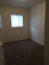 1011 SW Isham St in Grants Pass, OR - Building Photo - Building Photo