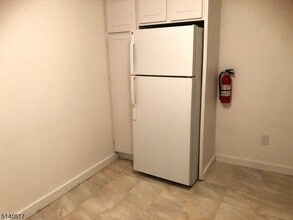 445 Morris Ave in Springfield, NJ - Building Photo - Building Photo