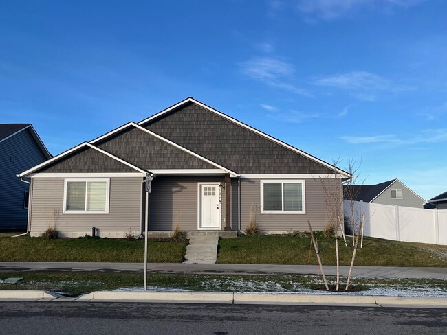 property at 11577 Railway Ave