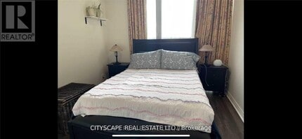 339 Rathburn Rd W in Mississauga, ON - Building Photo - Building Photo