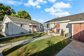 12110 Clora Pl in El Monte, CA - Building Photo - Building Photo