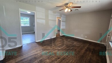311 E Jarman Dr in Midwest City, OK - Building Photo - Building Photo