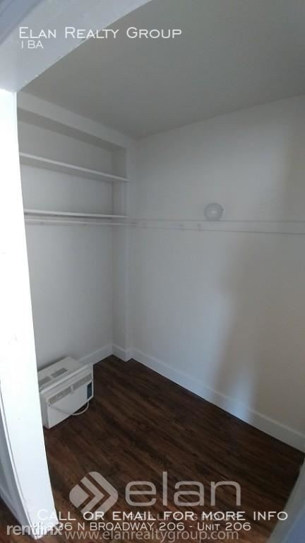 4236 North Broadway-Unit -Unit 206 in Chicago, IL - Building Photo - Building Photo