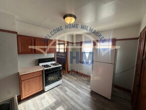 3019 N 61st St in Milwaukee, WI - Building Photo - Building Photo