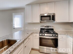 10246 Devon Wheel St in San Antonio, TX - Building Photo - Building Photo