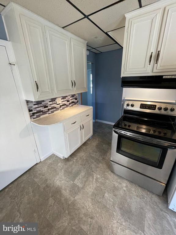 4 S Farquhar St in Union Bridge, MD - Foto de edificio - Building Photo