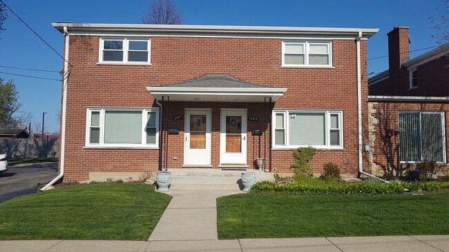 305 Palmer Ave, Unit 305 Palmer