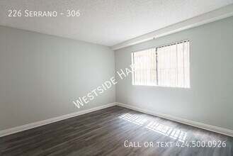 226 Serrano Ave in Los Angeles, CA - Building Photo - Building Photo
