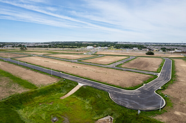 Summerlyn in Leander, TX - Foto de edificio - Building Photo