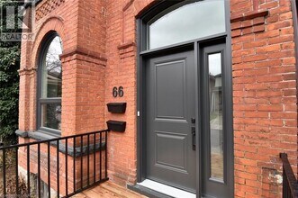 66 Erie Ave in Hamilton, ON - Building Photo - Building Photo