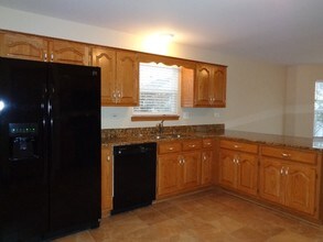 2109 Olde Mill Rd in Plainfield, IL - Building Photo - Building Photo