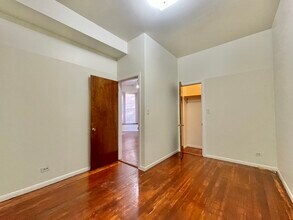 1321 N Maplewood Ave in Chicago, IL - Building Photo - Building Photo
