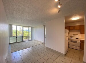 1600 Wilikina Dr in Mililani, HI - Building Photo - Building Photo