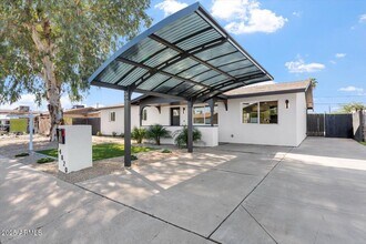 14820 N 35th St in Phoenix, AZ - Building Photo - Building Photo