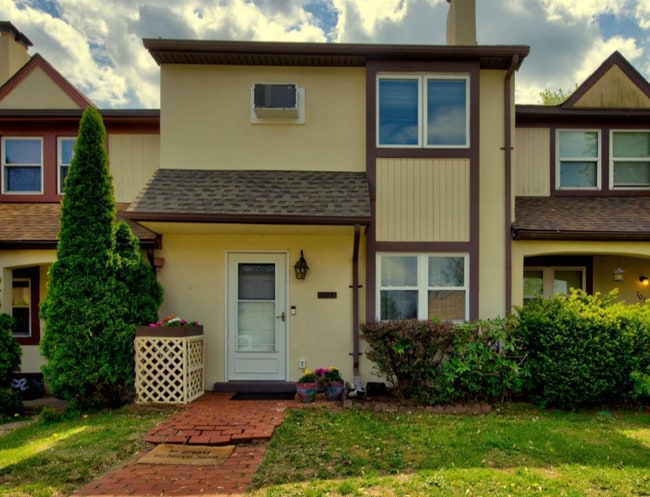 property at 703 Walnut Ridge Dr