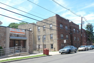 1013 Chandler Ave Apartments