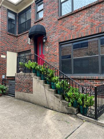 property at 826 Blaylock Dr