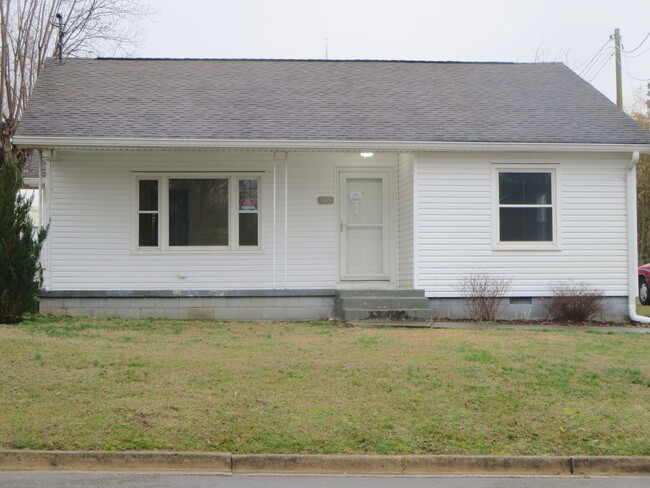 property at 105 W Main St