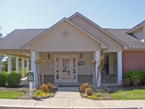 Chapel Ridge of Martin in Martin, TN - Building Photo - Building Photo