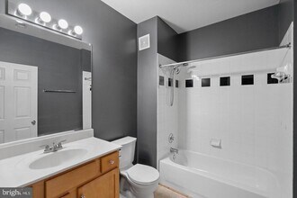 13363 Connor Dr in Centreville, VA - Building Photo - Building Photo