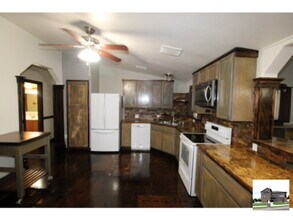 2809 Connell St in Kempner, TX - Building Photo - Building Photo