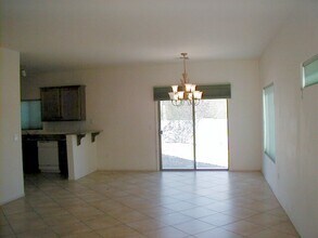 3569 Drexel Manor Stra in Tucson, AZ - Building Photo - Building Photo