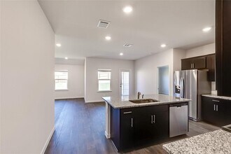 237 Sky Meadows Cir in San Marcos, TX - Building Photo - Building Photo