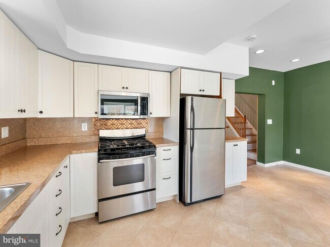 860 Pennsylvania Ave in Delanco, NJ - Building Photo - Building Photo