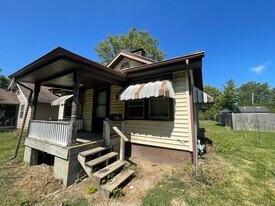 1207 Cleveland Ave in Danville, IL - Building Photo