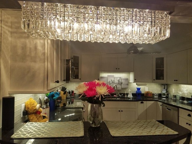 1 Silvestri Cir, Unit 16 in Derry, NH - Foto de edificio - Building Photo