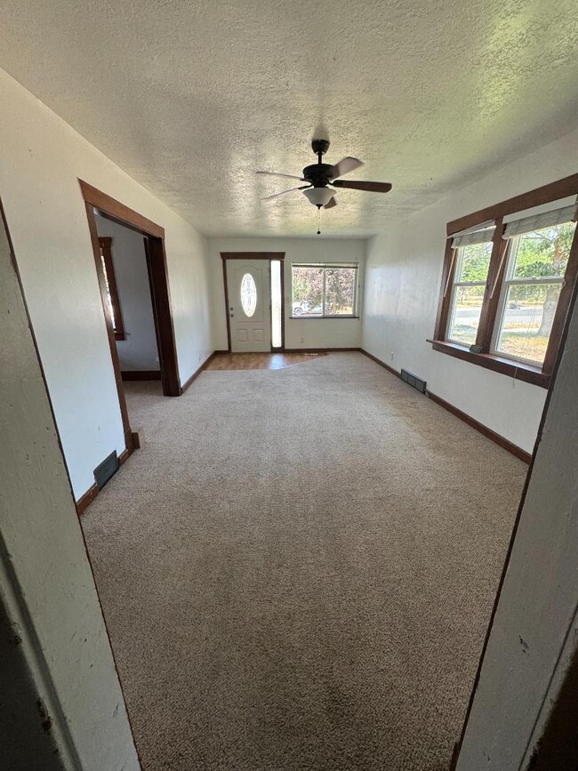 544 W 200 S in Logan, UT - Building Photo - Building Photo