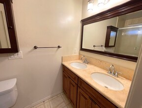 1936 W 94th Pl in Los Angeles, CA - Building Photo - Building Photo