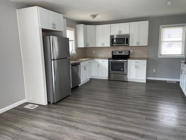 46 Carver Blvd in Bellport, NY - Building Photo - Building Photo