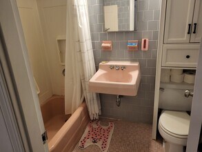 34 Winchester St in Brookline, MA - Building Photo - Building Photo