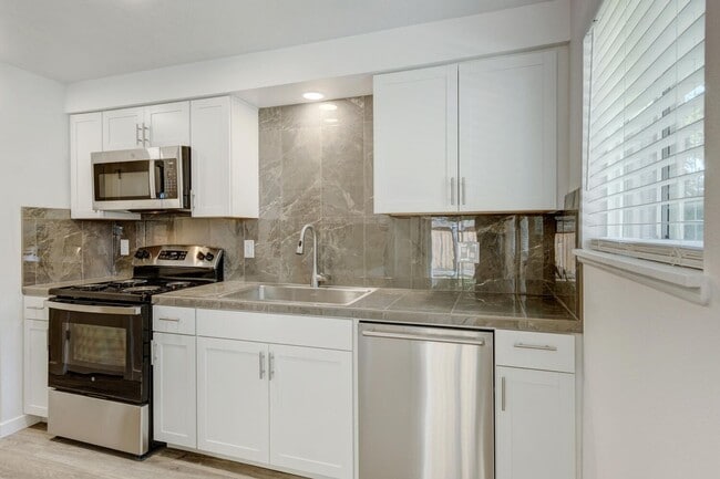 property at 2520 N Arthur St