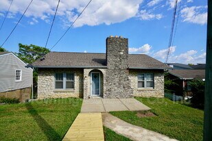 2106 Eastwood Ave in Nashville, TN - Building Photo